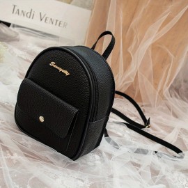 スタイリッシュな女性用ミニバックパック - かわいい文字デザイン、多機能PVCショルダーバッグ、調節可能ストラップ付き、ブラック＆レッドのオプション、コンパクトでファッショナブルな日常使い、毎日のバックパック | ミニマリストバックパック | テクスチャードフィニッシュ、旅行用バックパック
