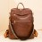 学生向けヴィンテージ風バックパック、調節可能なストラップ付き、エレガントなブラウン色、トレンディなアーバンスタイル、カジュアルなお出かけや学校用に最適